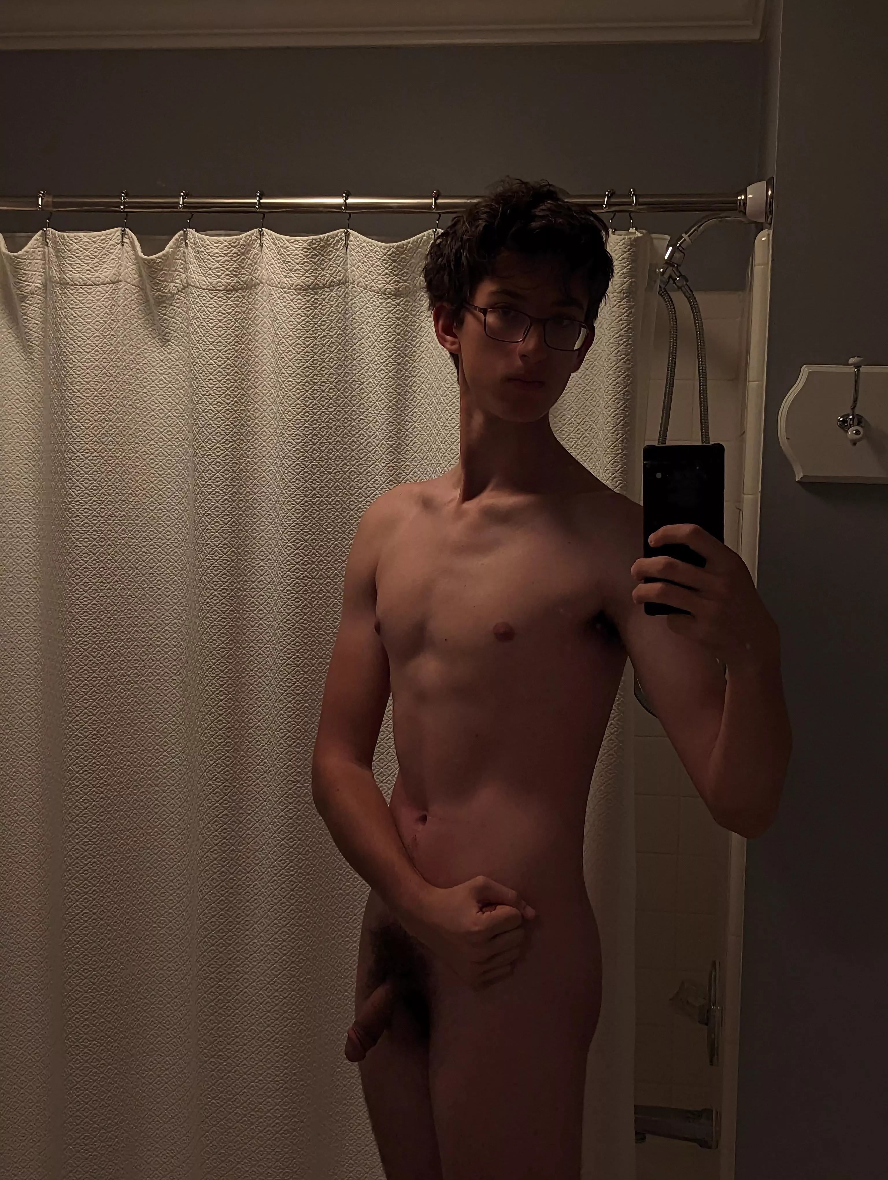 19 (m) Always been super self conscious posted by Hour_Distance_9413