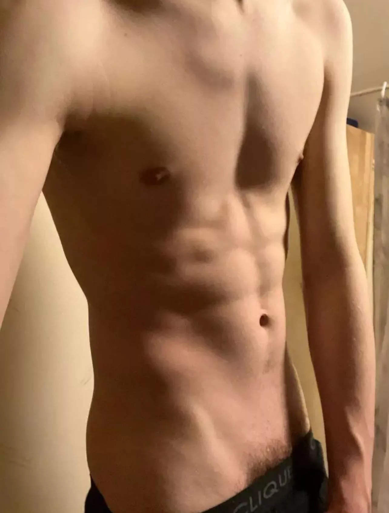 20 btm, fit teen tops hmu I can cum on my face @ericevertsen posted by Senior-Paper8505