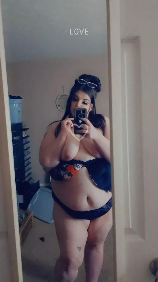 Can I be your slut? posted by Starbaby2684