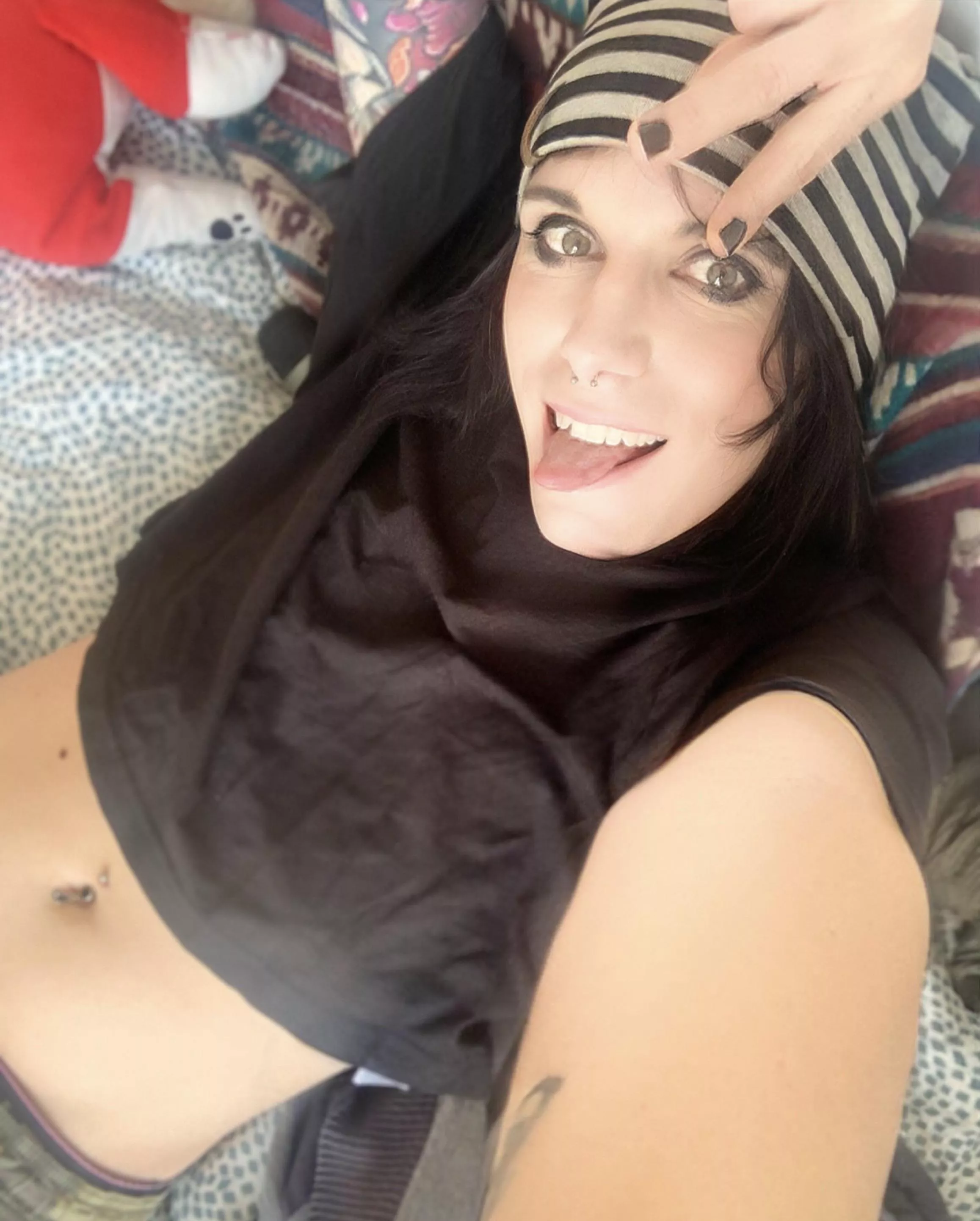 Can I catch a summer vibe?✌🏼 posted by Sashyia