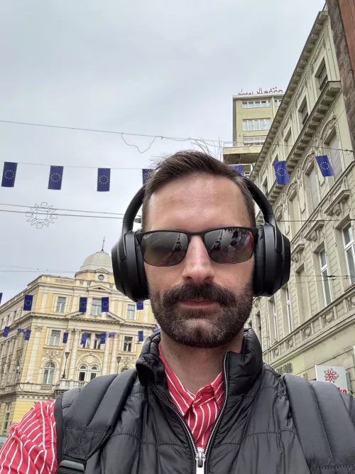 Felt fly af today with my new shades. Greetings from Bosnia. by NoTea9749