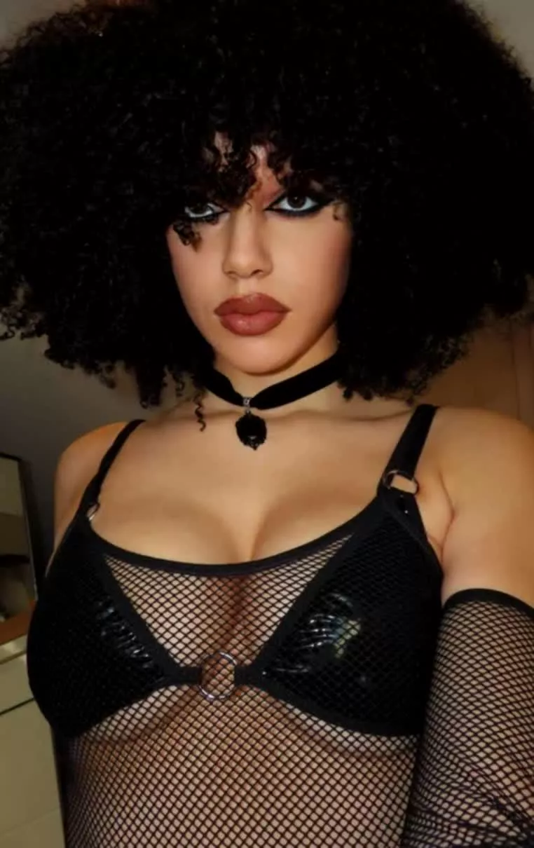 Goth to be wild posted by AmpleAnna