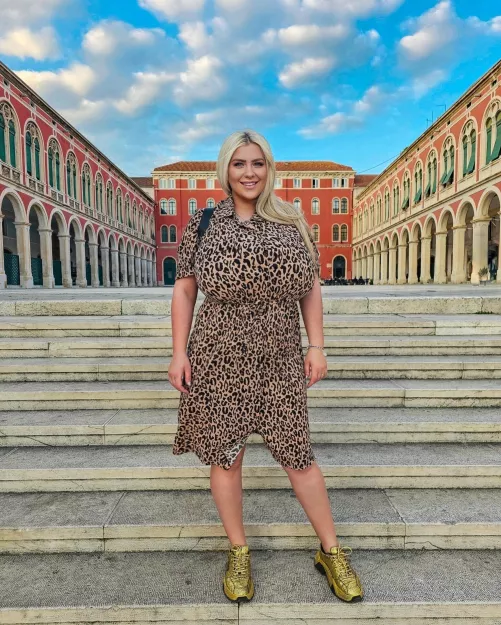 I may seem like a cuddly kitten, but I'm a wild cat. 🐈🐆 by ninaphoenix_