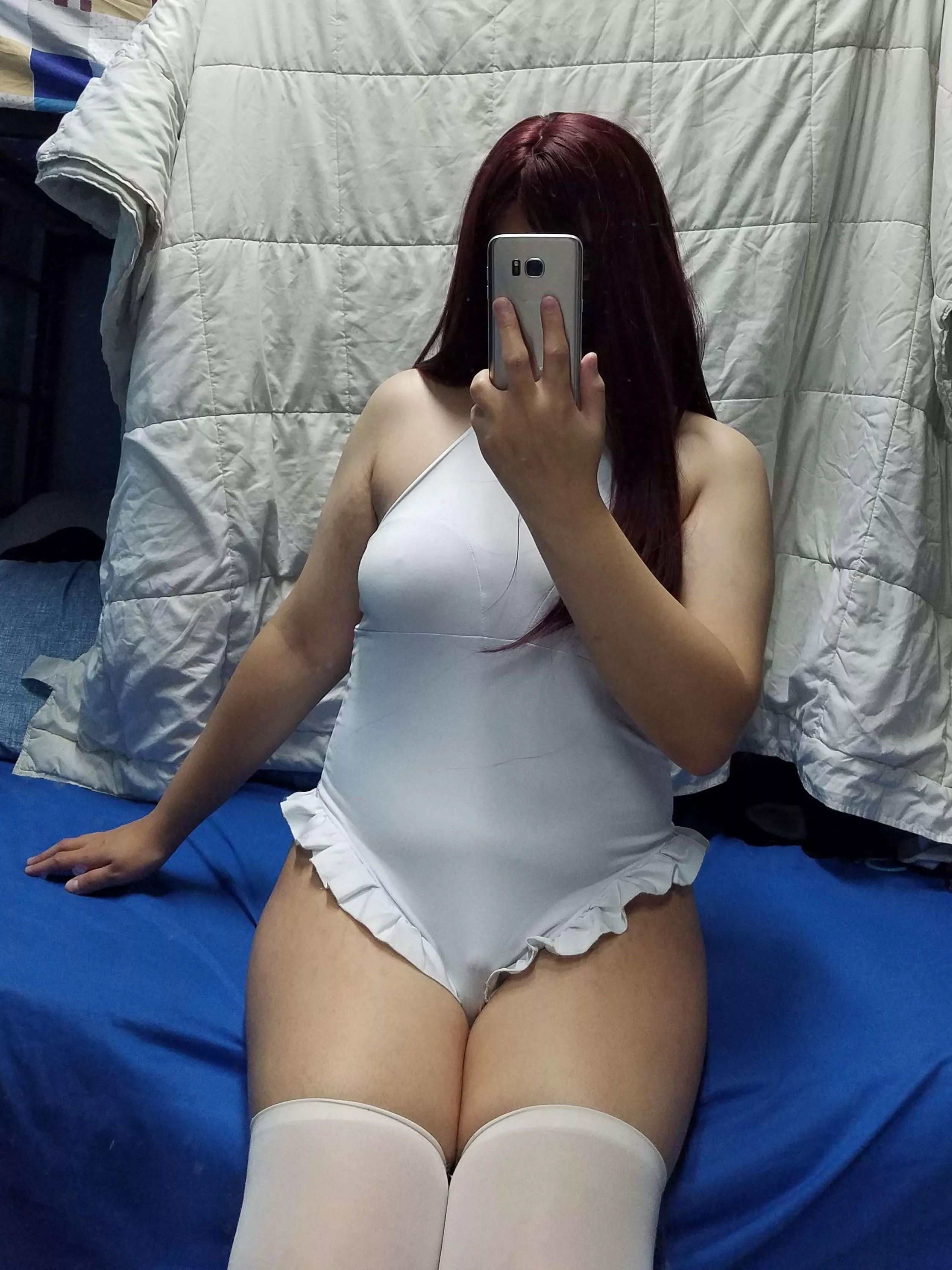 I've realized this leotard is a bit.. see through around some parts >.> posted by SourRineTan