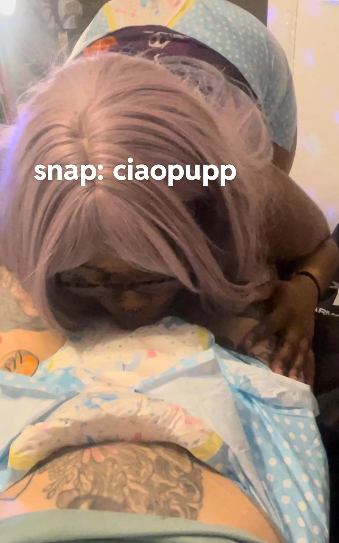 Kissing Mommy in her diaper! (First time) posted by Ciaopupp