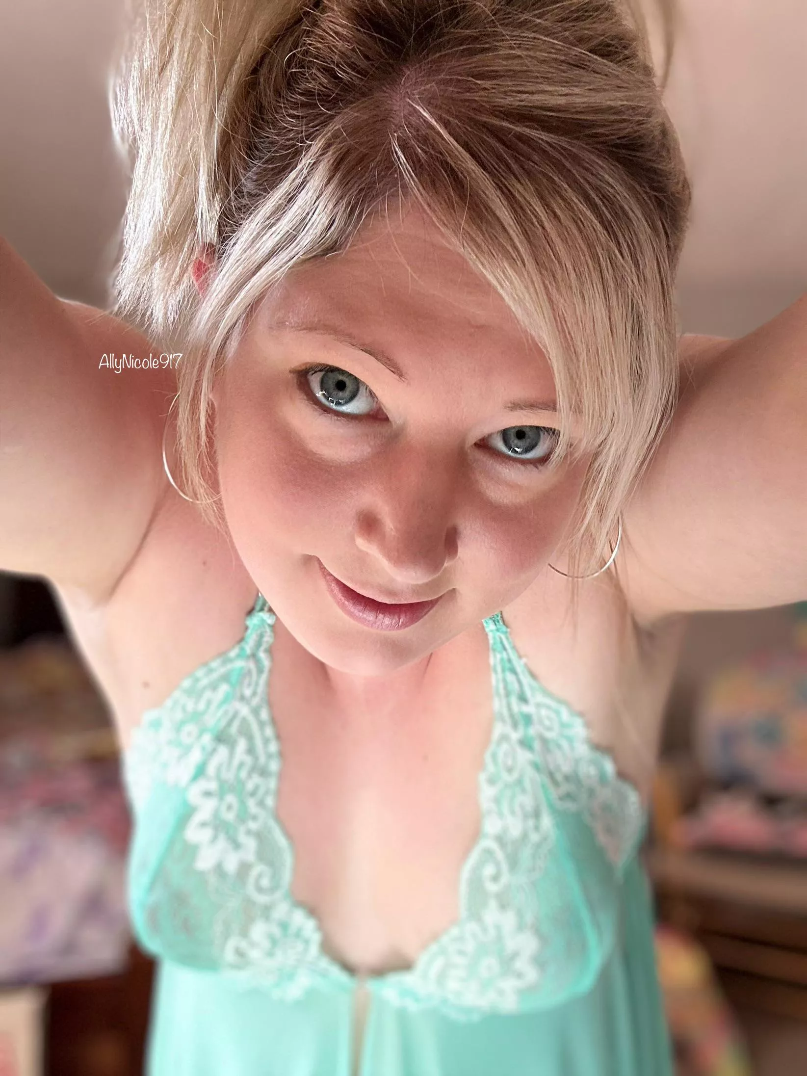 Let this milf take over tonight… posted by AllyNicole917