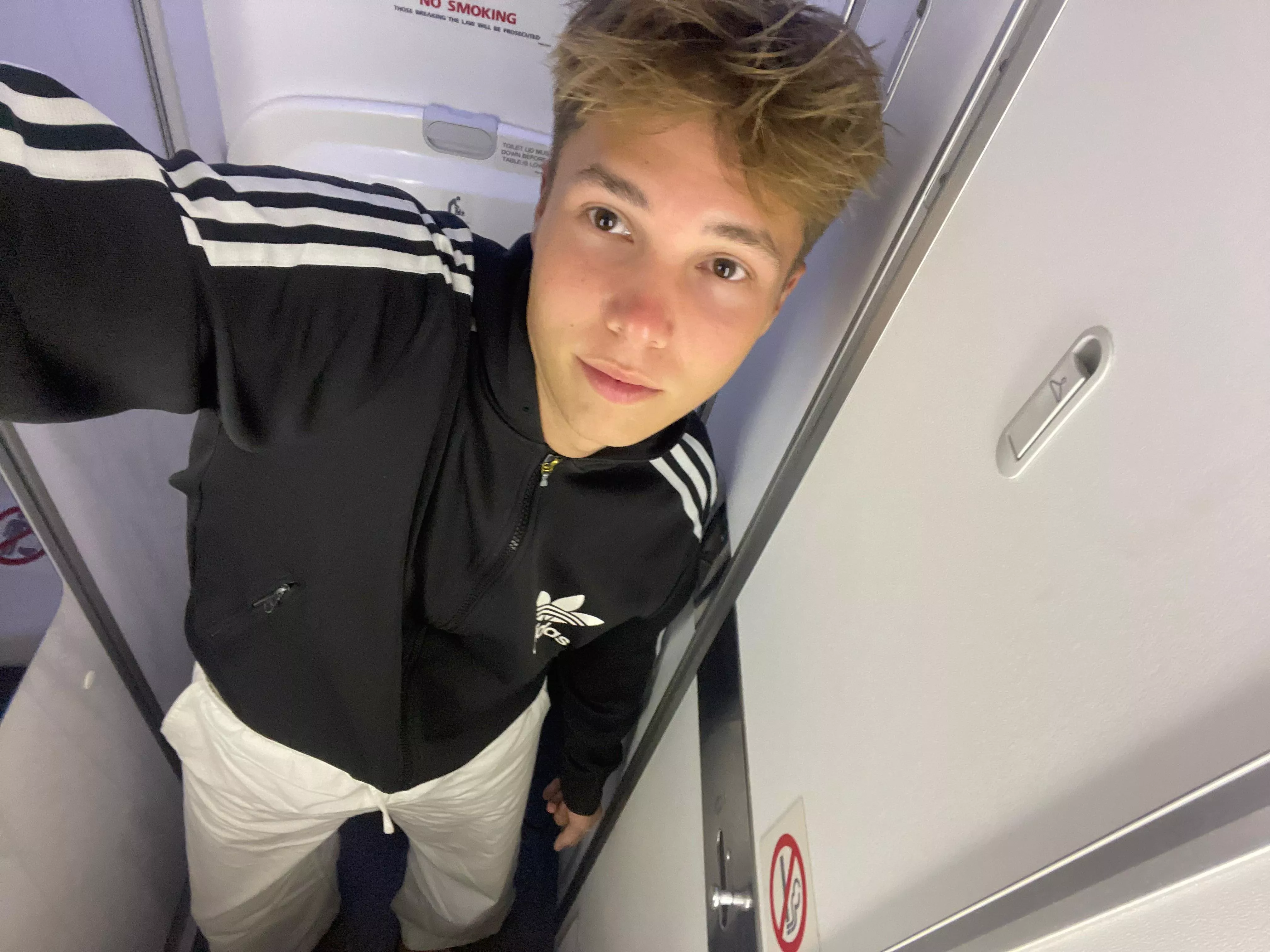 ✈️mode posted by Mikkelll1233