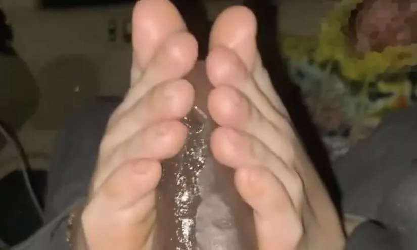 Nasty grip  posted by A1fetish
