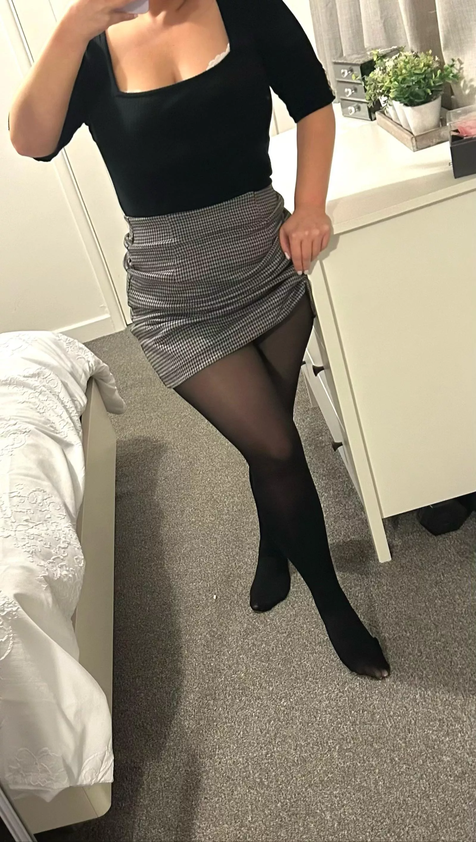 Office outfit 😘 posted by LittleLeighx
