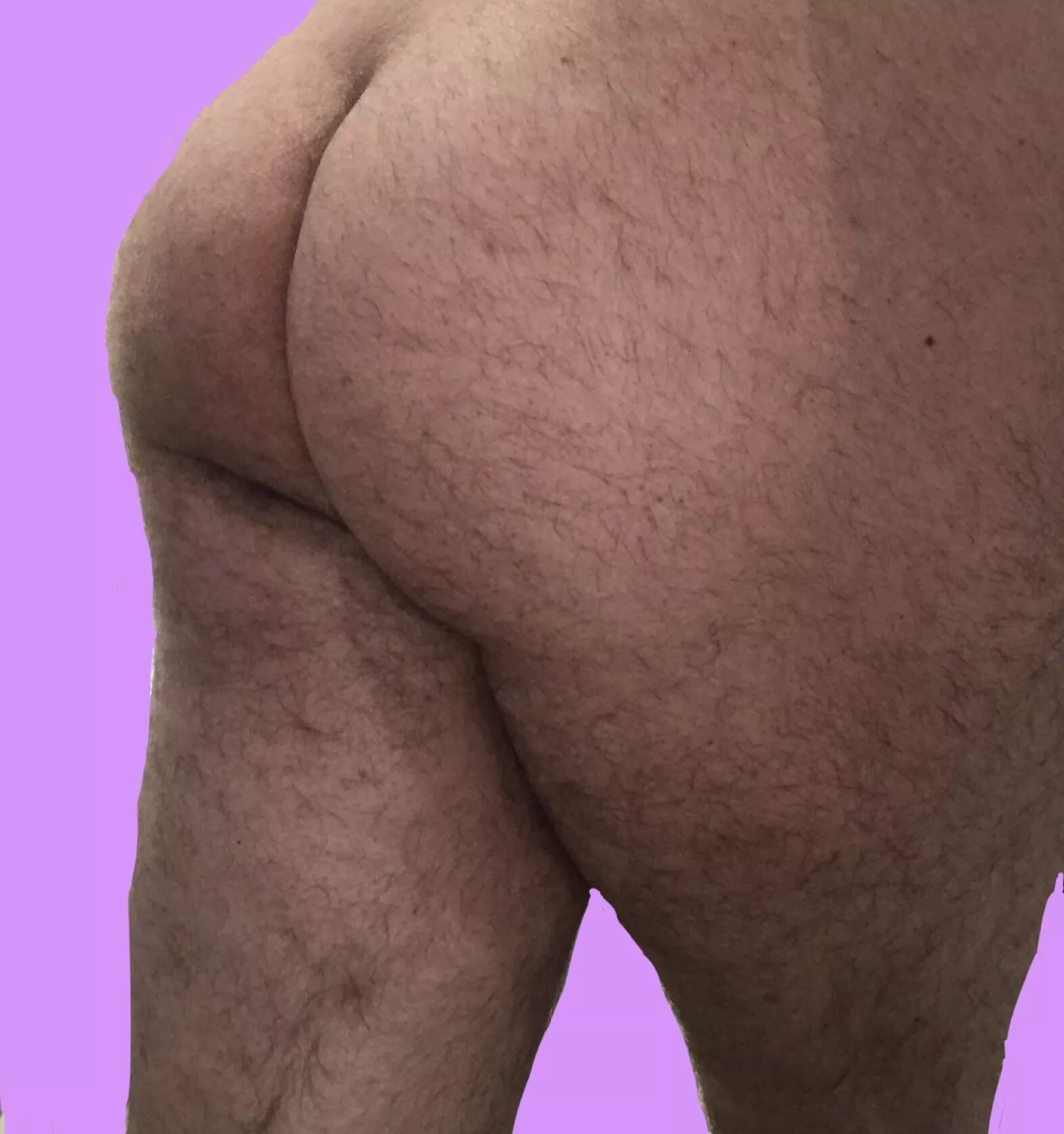Powerful ass and thighs combo ❤️ posted by 4ll_4b0ut_Th4t_B4ss