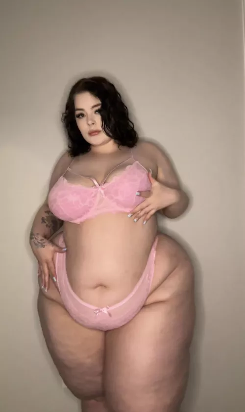 Pretty in pink 💗 by Snowangelcake