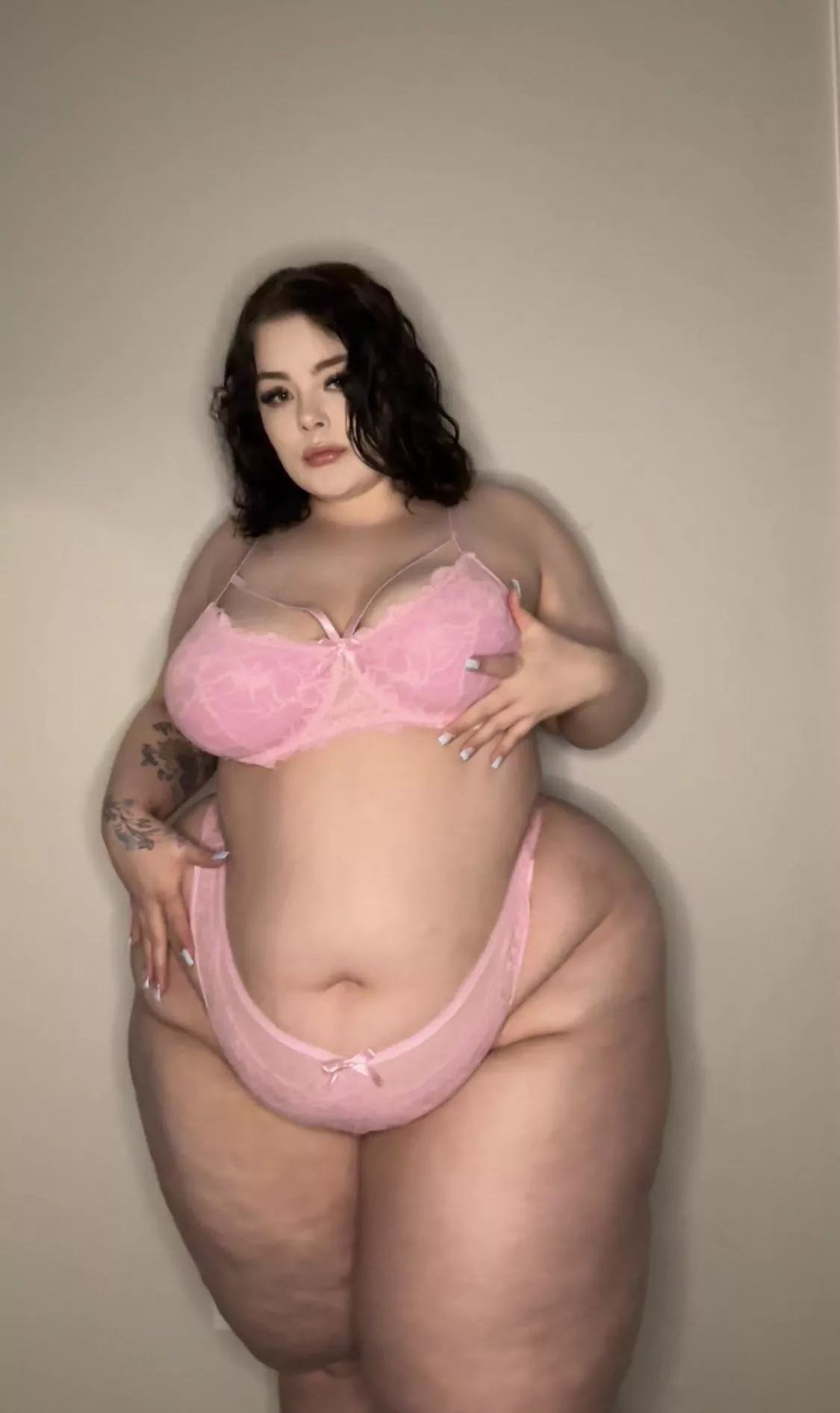 Pretty in pink 💗 posted by Snowangelcake