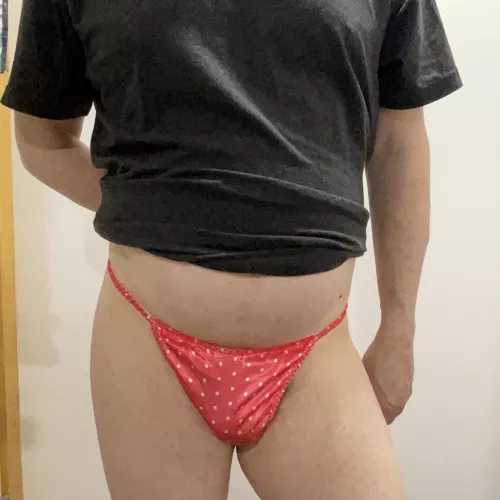 Putting these on. by liketoshow690