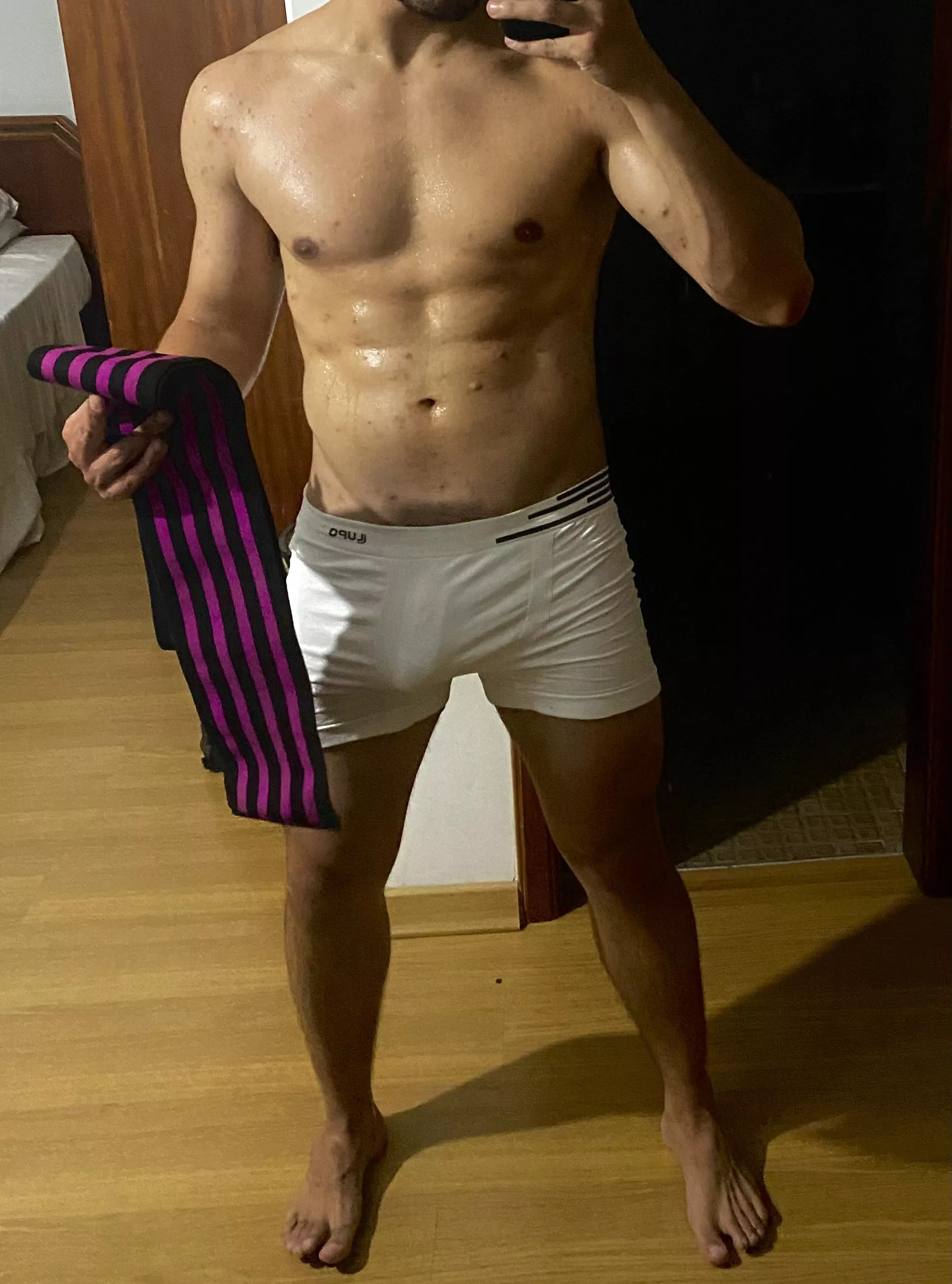 Really sweaty [m] posted by Fight_Sil2307