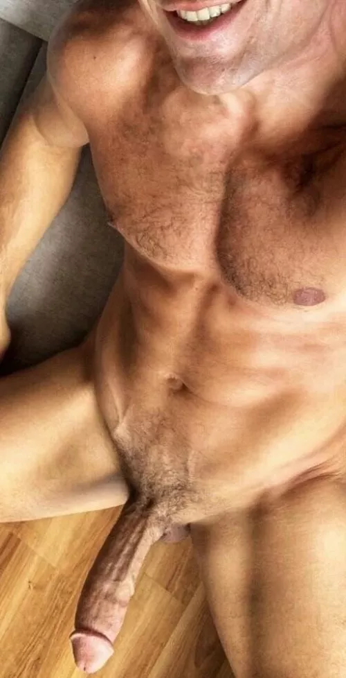 Showing off makes me smile; what’s it do for you? [35] by adventuresrevisited