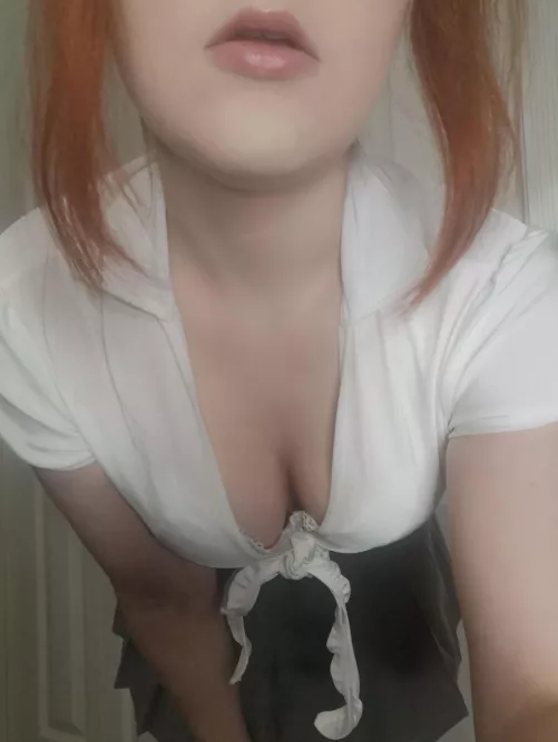 Think the teacher will notice me?^_- by inventingthing