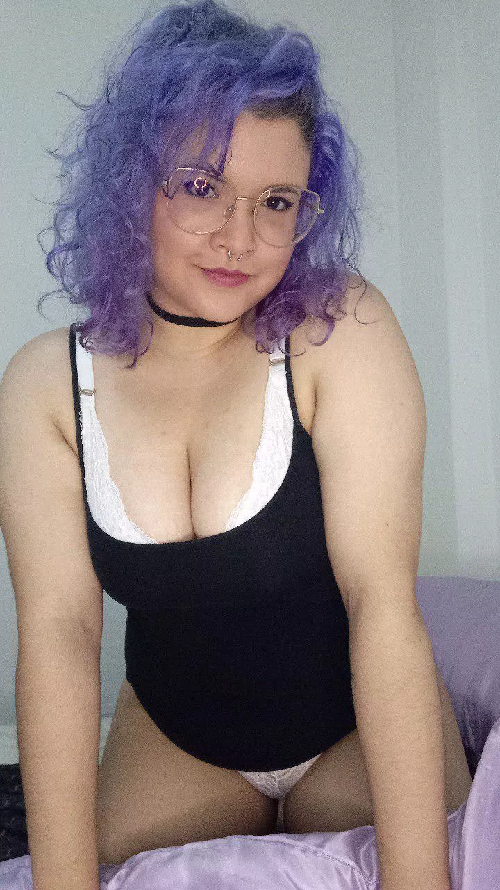 Who wants to be my daddy? posted by IvyMayhem_x