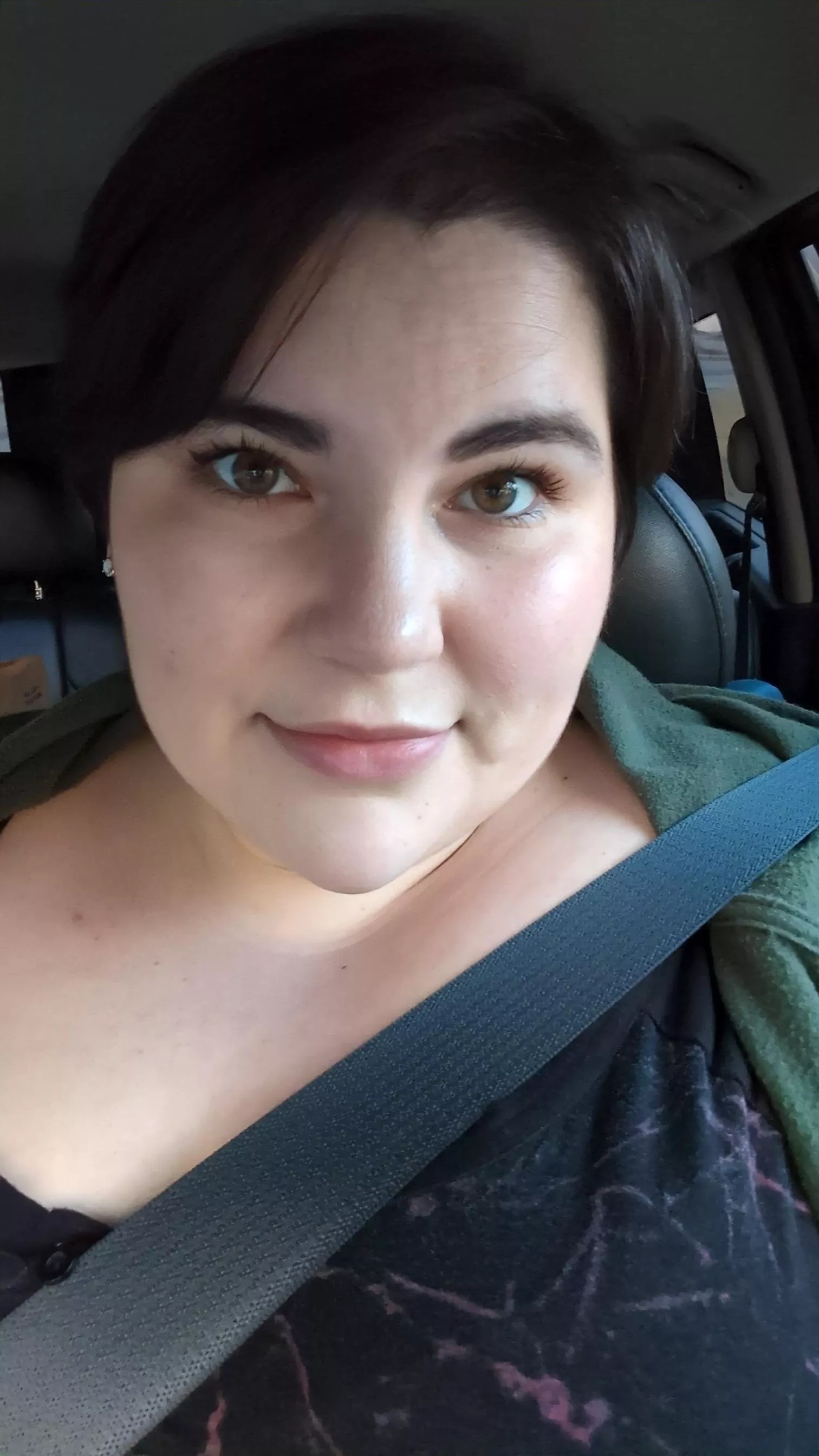 Y'all know I love posting a selfie on Friday. Here's to the weekend ☺️ posted by that_bbw_wife