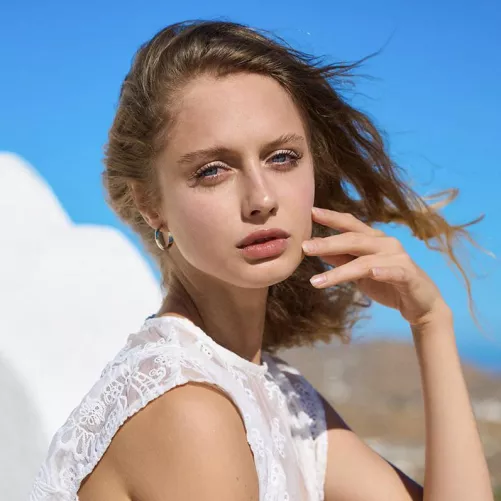 Amelie Lou by Busy-Contact-5133