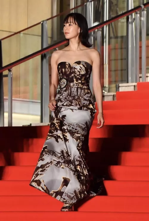 Asami Mizukawa by Live-Jellyfish-5917