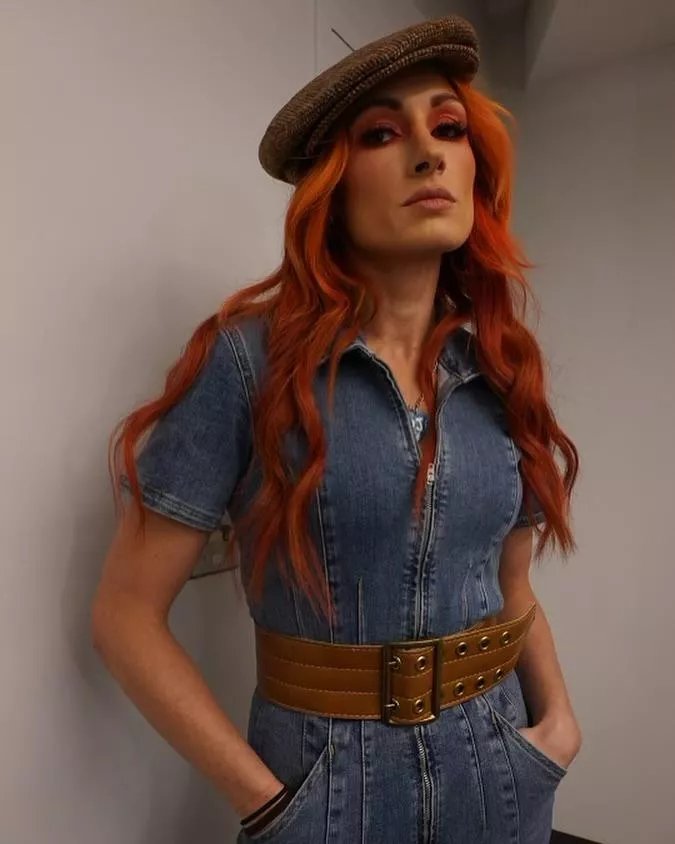 Becky Lynch posted by CuentaDeThrowaway6