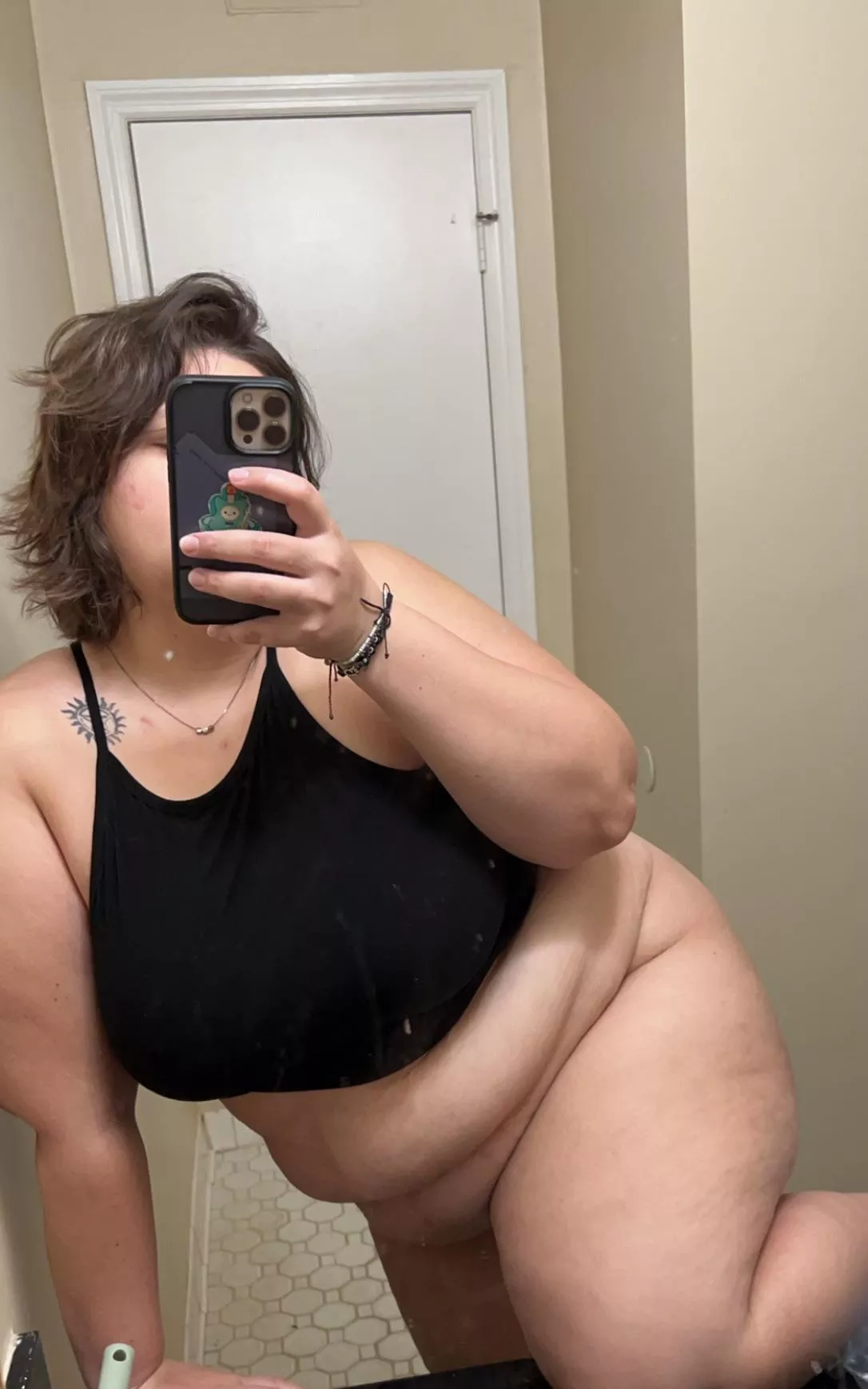 Bend me over the sink posted by hisgoddessgirl