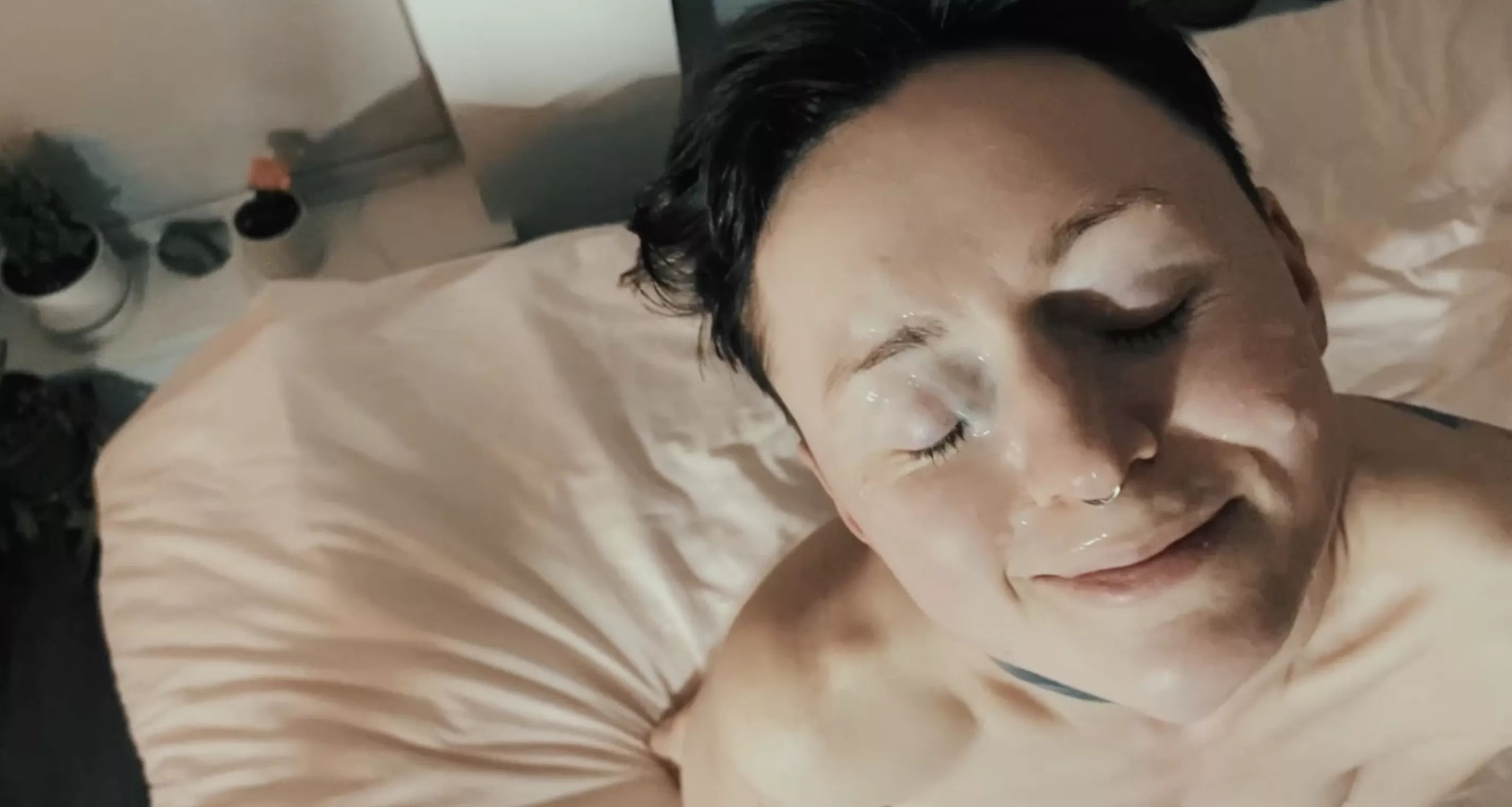 don't be a dick, cum on my face! 😜 posted by quill_la_petite