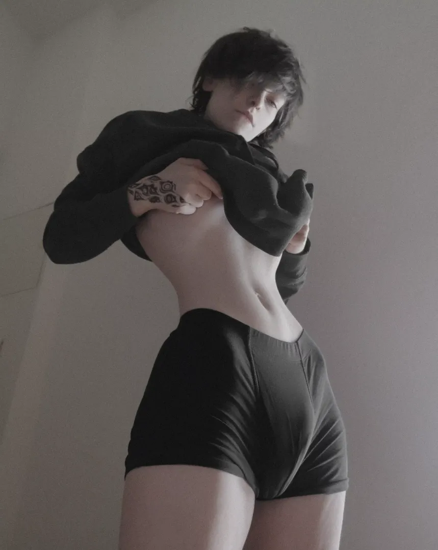 Good afternoon (with emo twink rizz) by UndeadRatboy