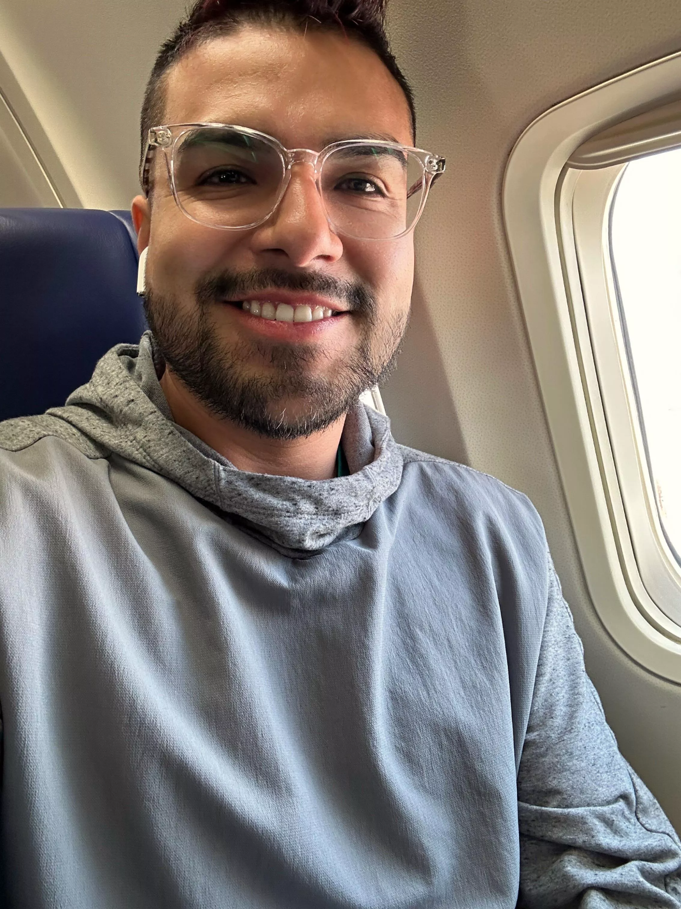 Good morning y’all ☀️ posted by discreetlatinlover