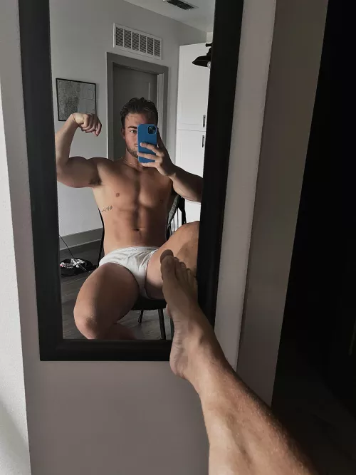 Grab on...don't be shy by GodenGan