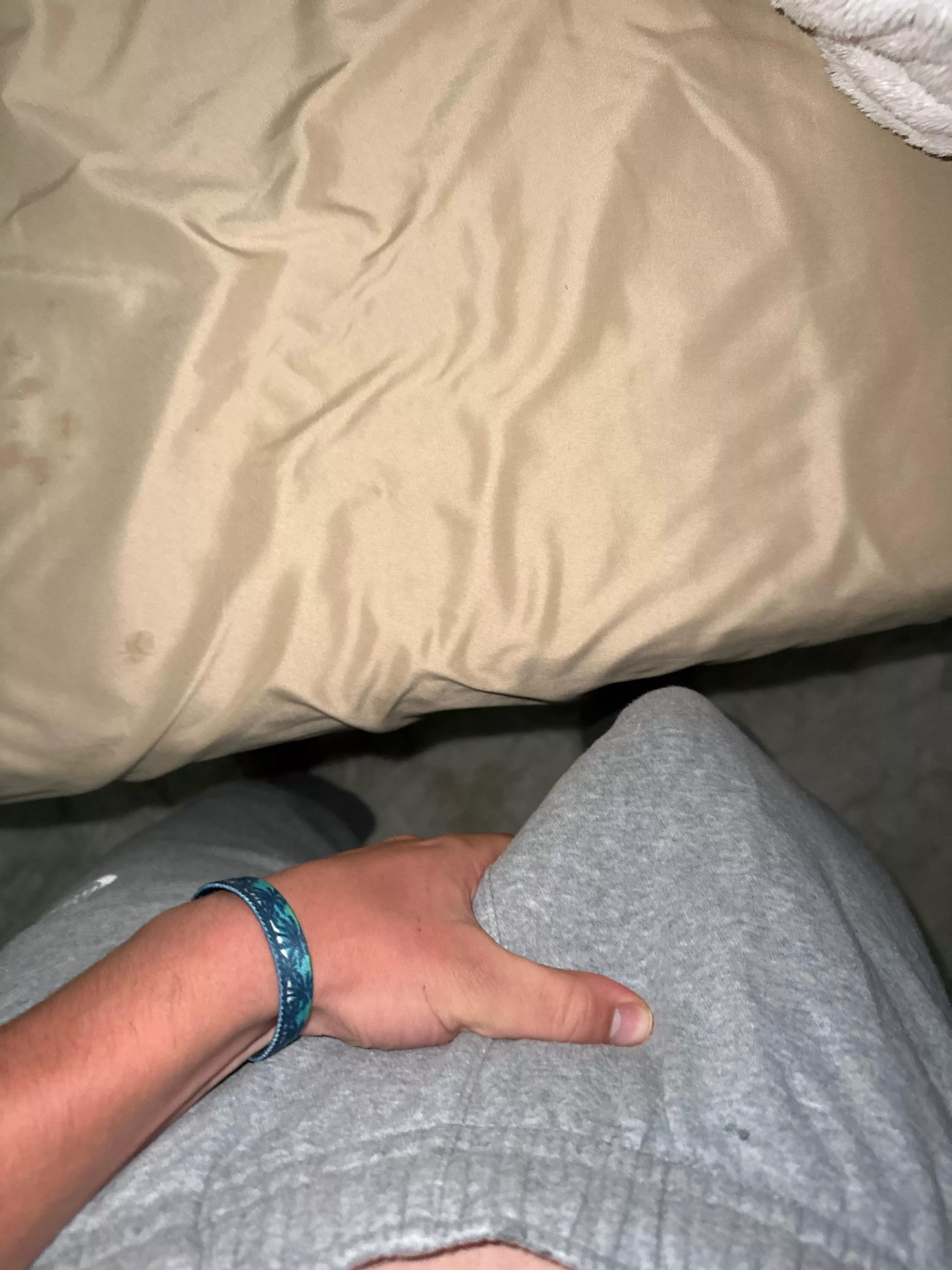 Gray sweatsss posted by Born-Ladder7444