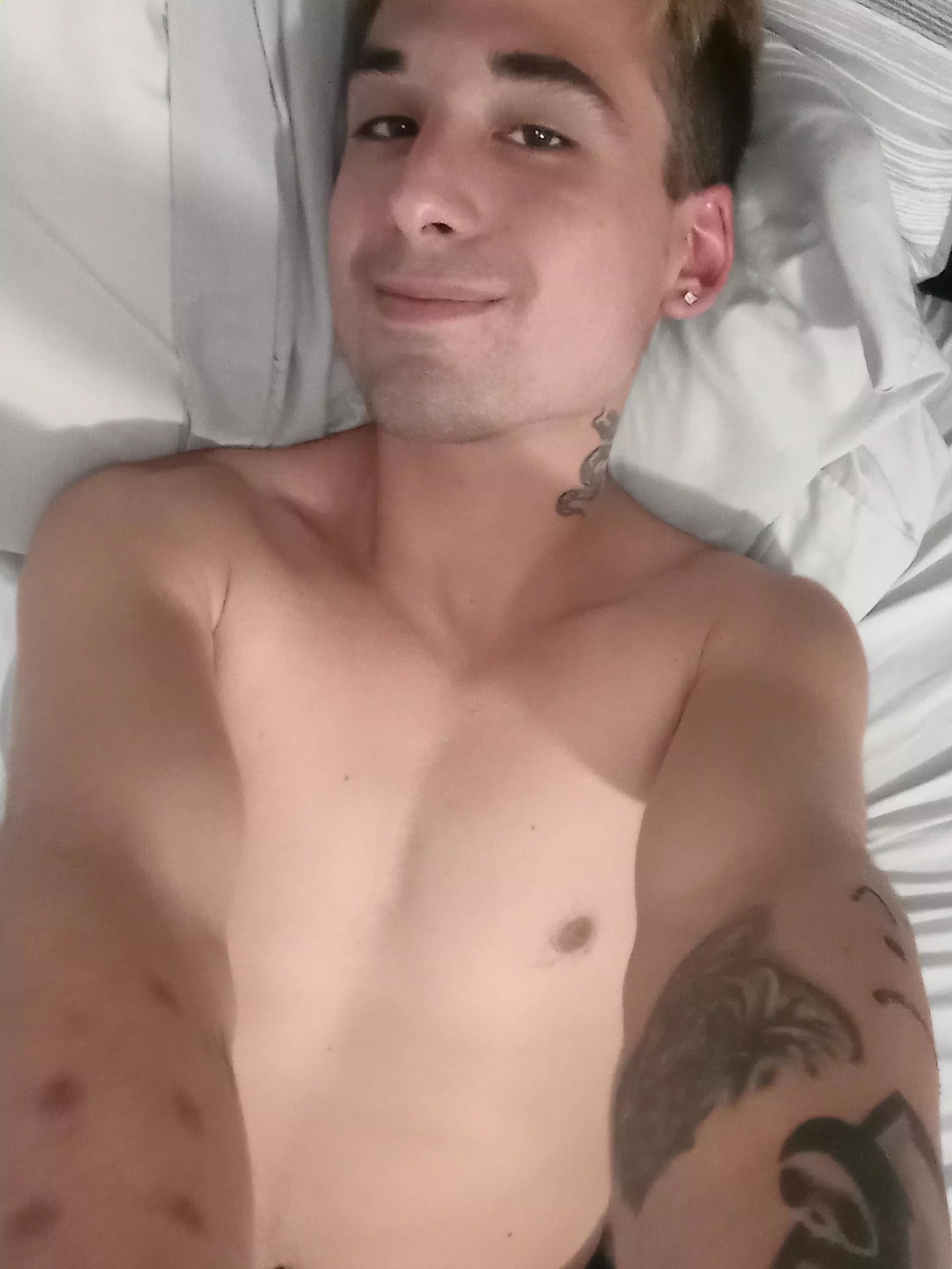 Heyy posted by pormisterres