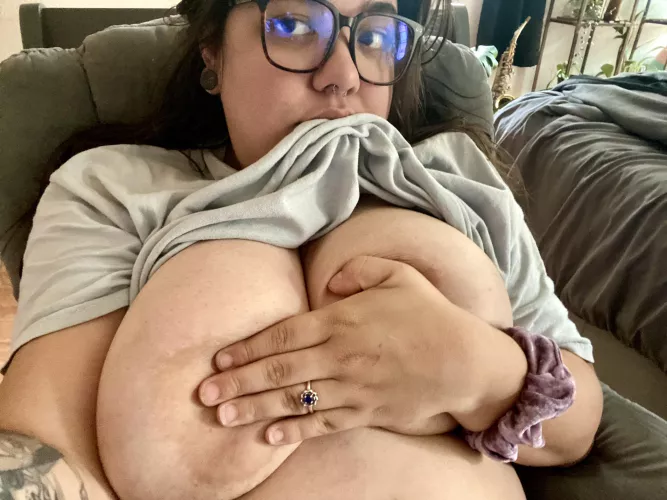 Hiii💋✨ by Dramatic_Term3546