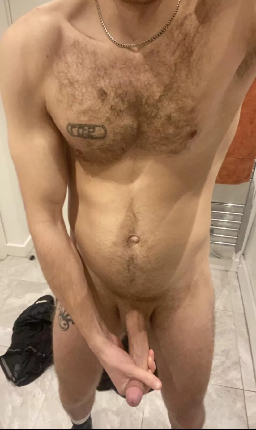 How big do you think it is (haven’t measured) posted by Captaincurve907