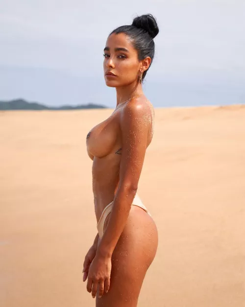 how do guys you feel about brown latinas here ? by ashydeluca