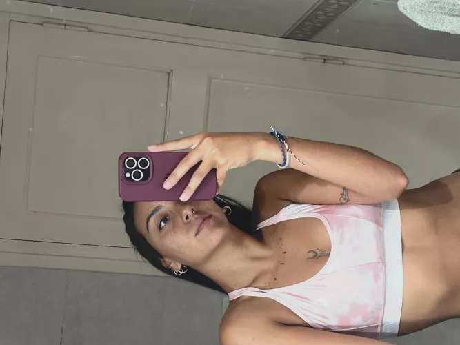  I can't study because I’m too horny  by Knudy10