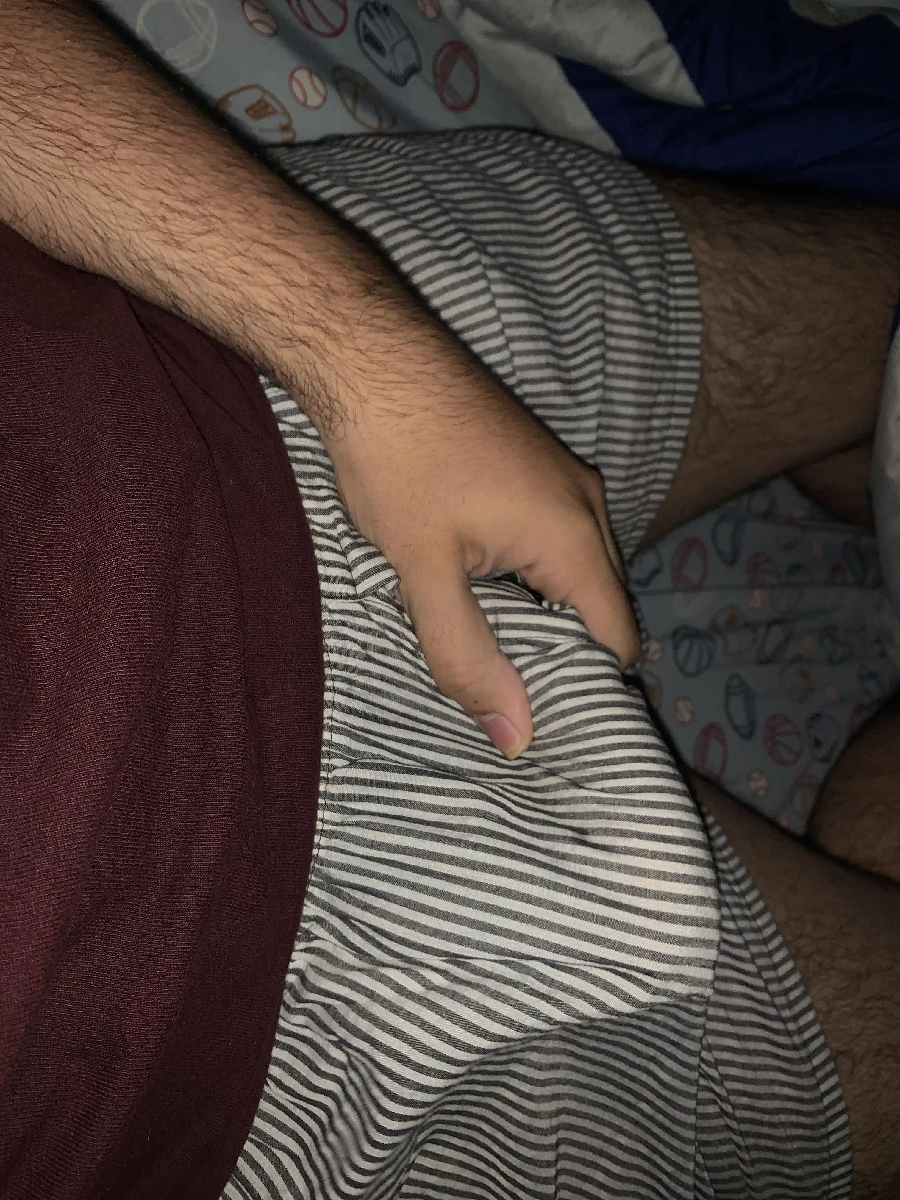 I want lips around me so bad posted by zeqeushious-zal