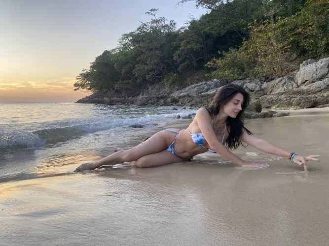 I want to be caressed not only by waves by 2hott2btrue