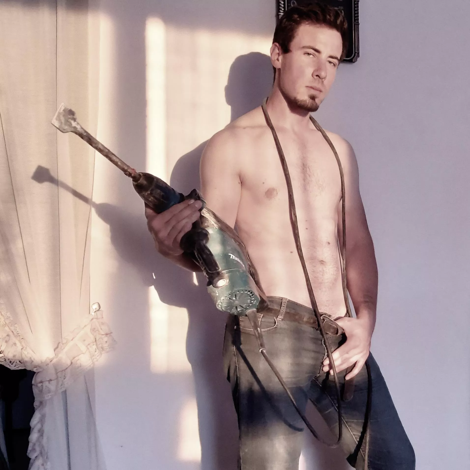 I'm a noisy neighbour posted by MrWillyMcDingDong