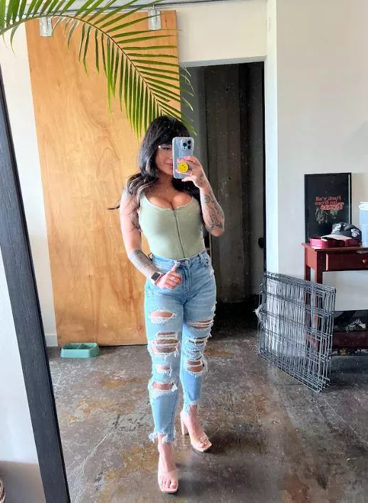 Is this fit good enough for a date? posted by Accomplished_Wave541