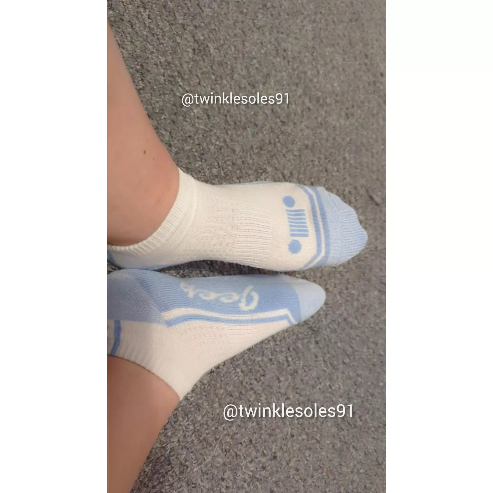 It's just a jeep thing (F) posted by Twinklesoles91