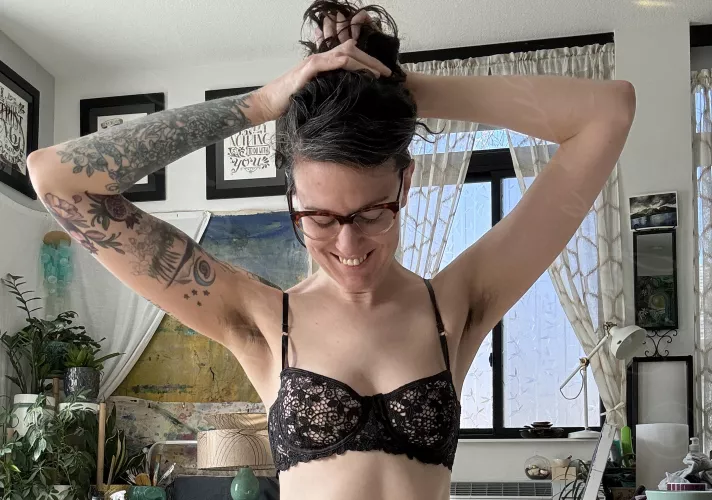 Just pulling my hair back... ;) by ClayreLua