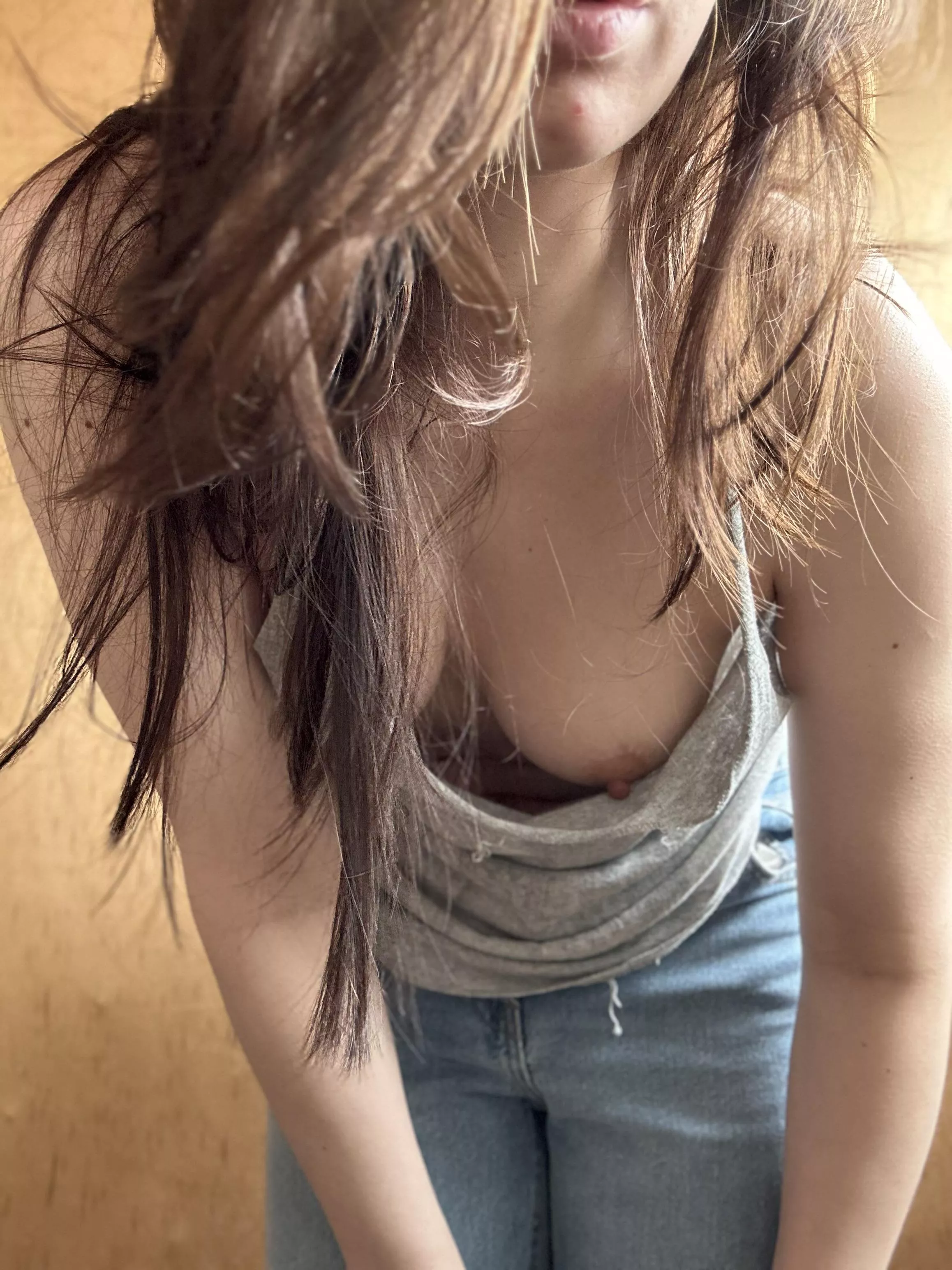 kisses x bonnie posted by iamBonnieBi