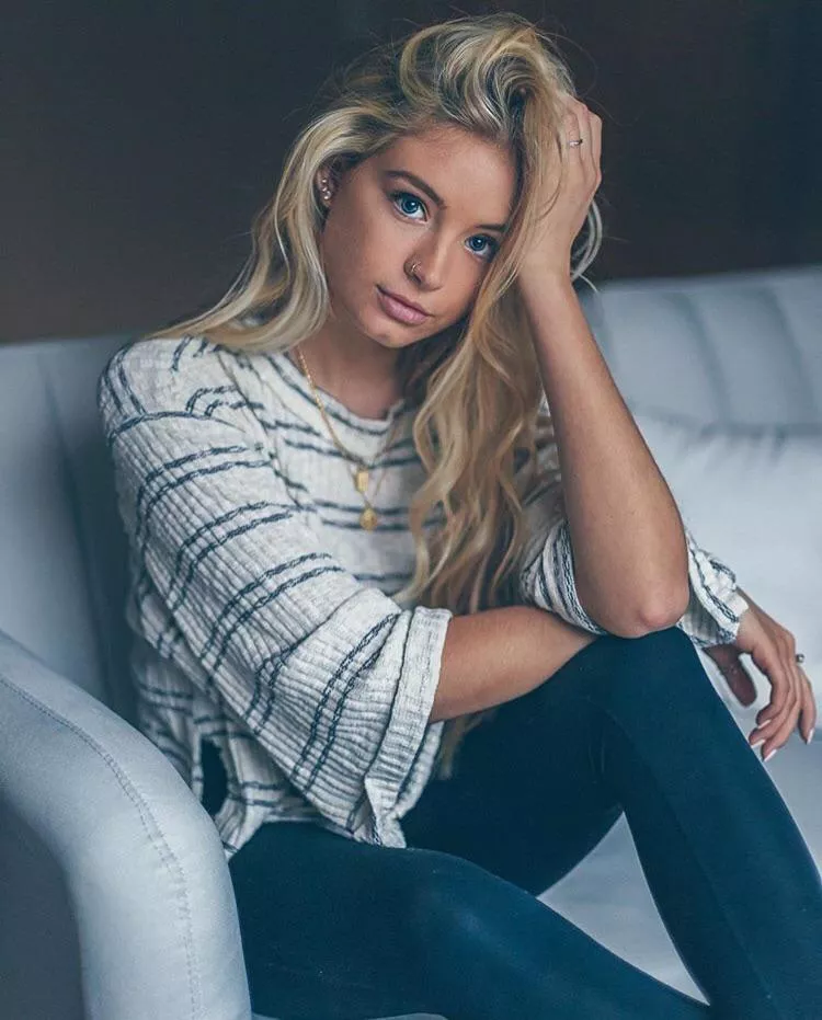 Maddy Perinovic posted by ViRuZ17k