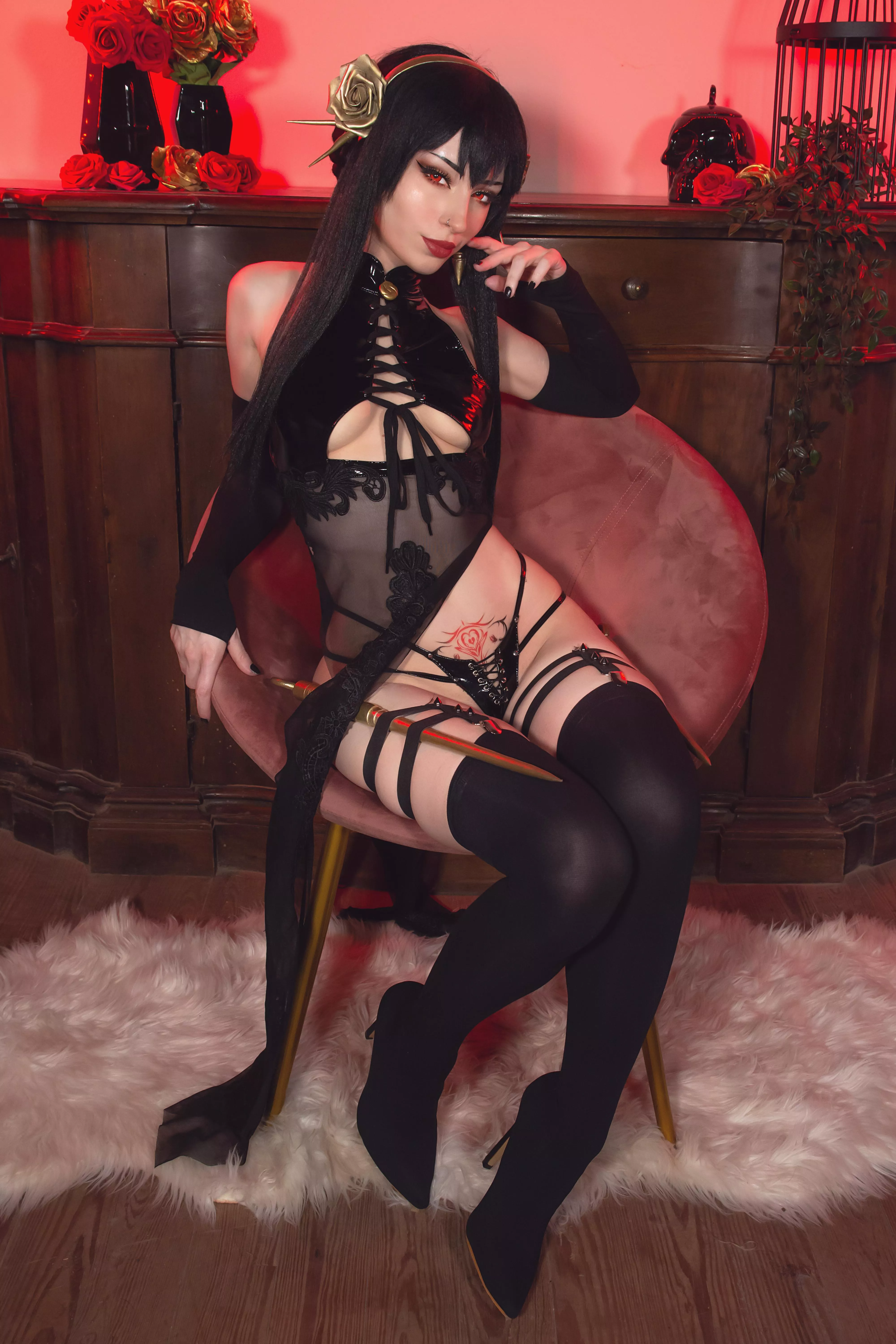 My Yor Forger cosplay (Shiroktsne) posted by Weird-Doughnut7002