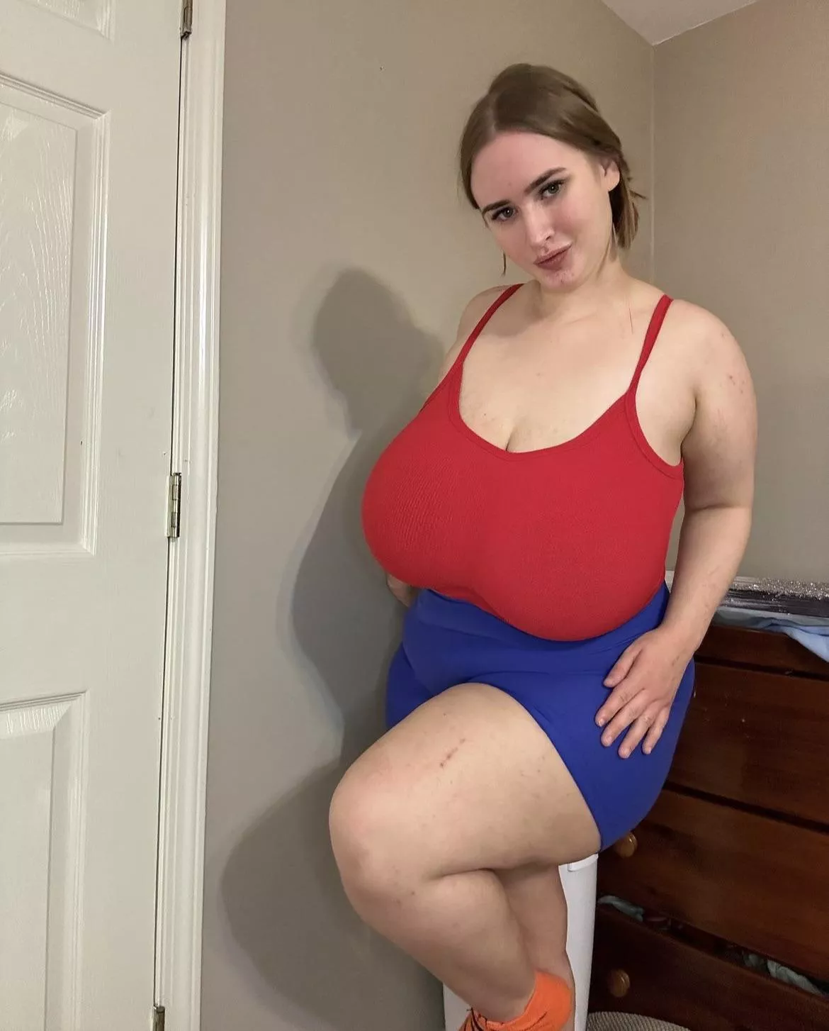 New red top posted by mrprofessional2424