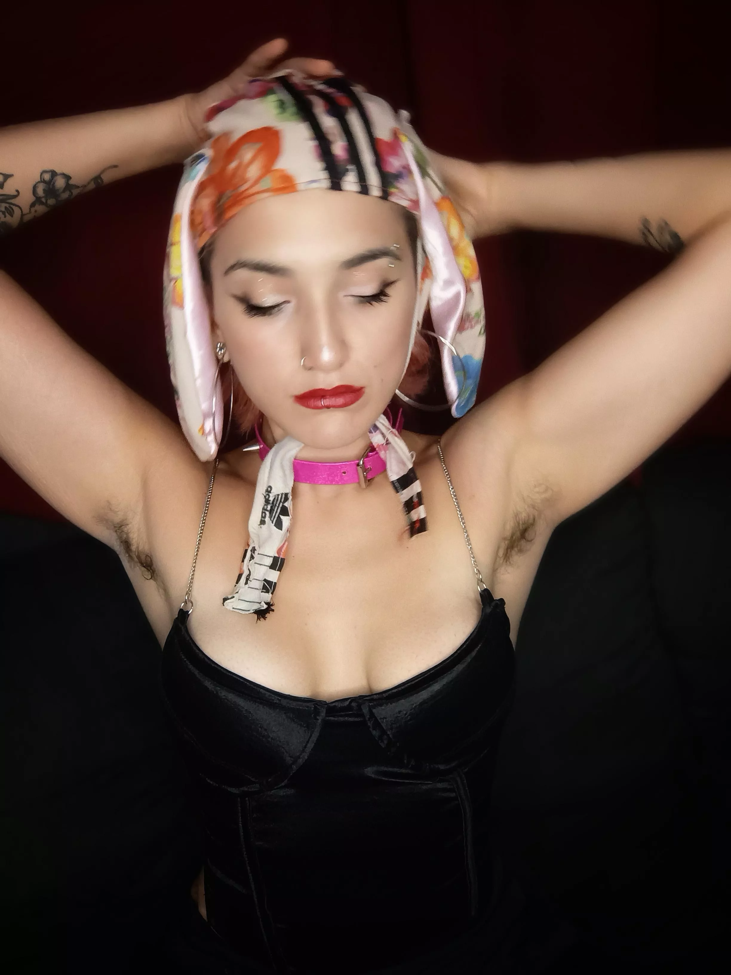 Suck my armpits  posted by Esme420kinky