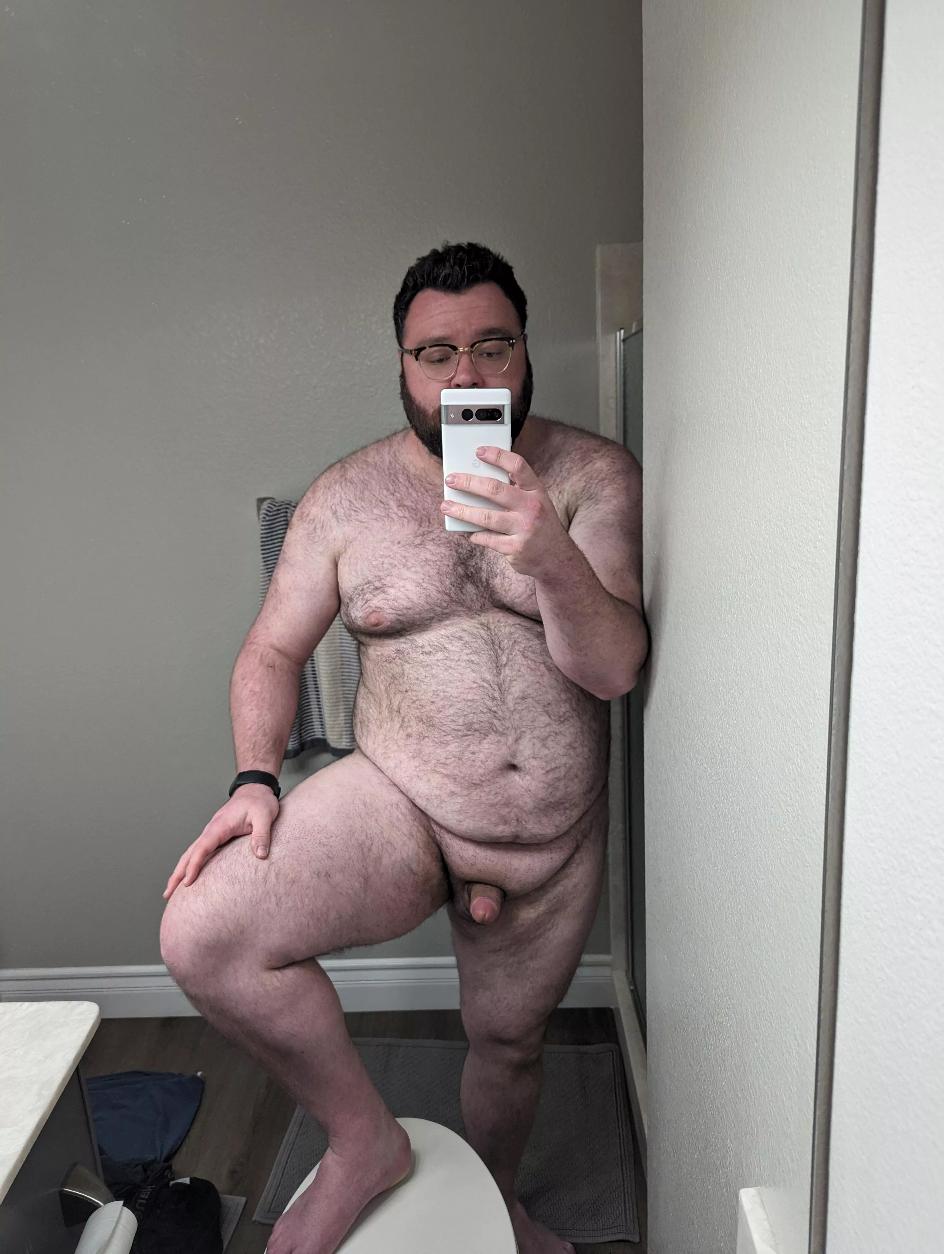 Vacation with family is fun, but the lack of privacy is less fun 😅 posted by Wavucub