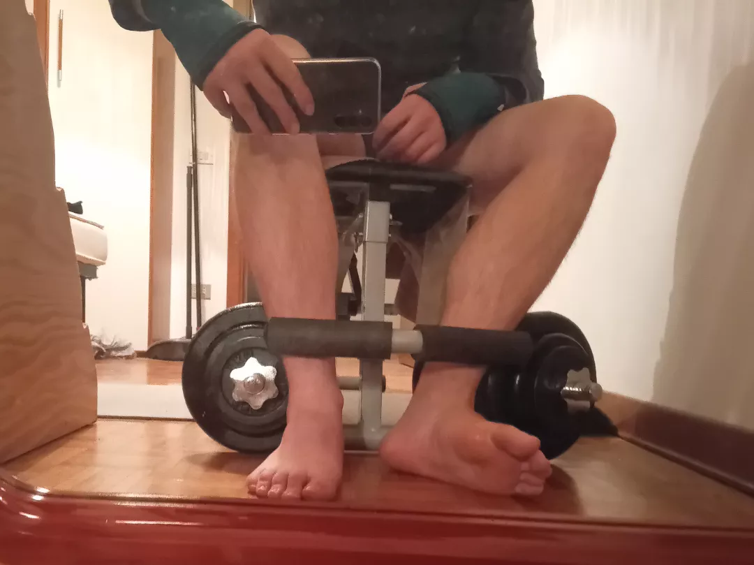 Who wants to give me an after workout massage? posted by Yuggothson