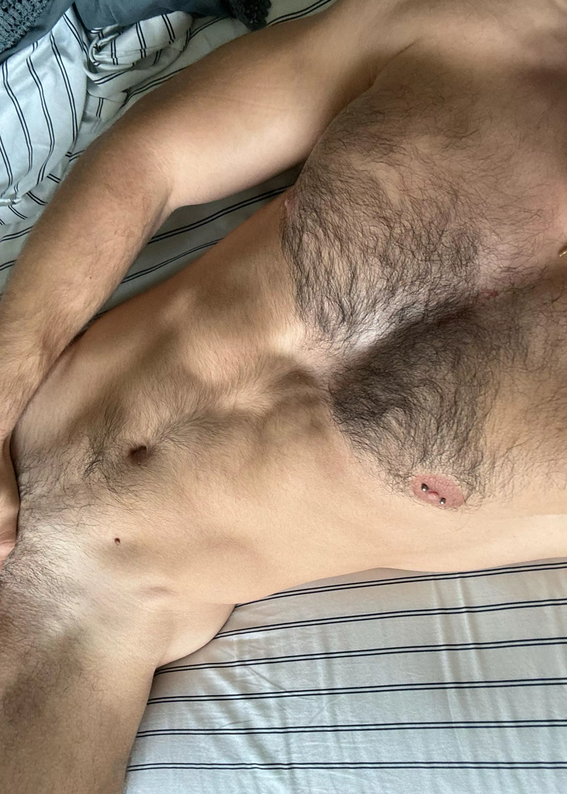 26. Fit bros and dads hmu posted by Street_Charity_4091